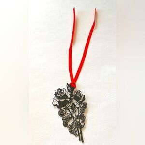 Metal Rose shaped bookmark